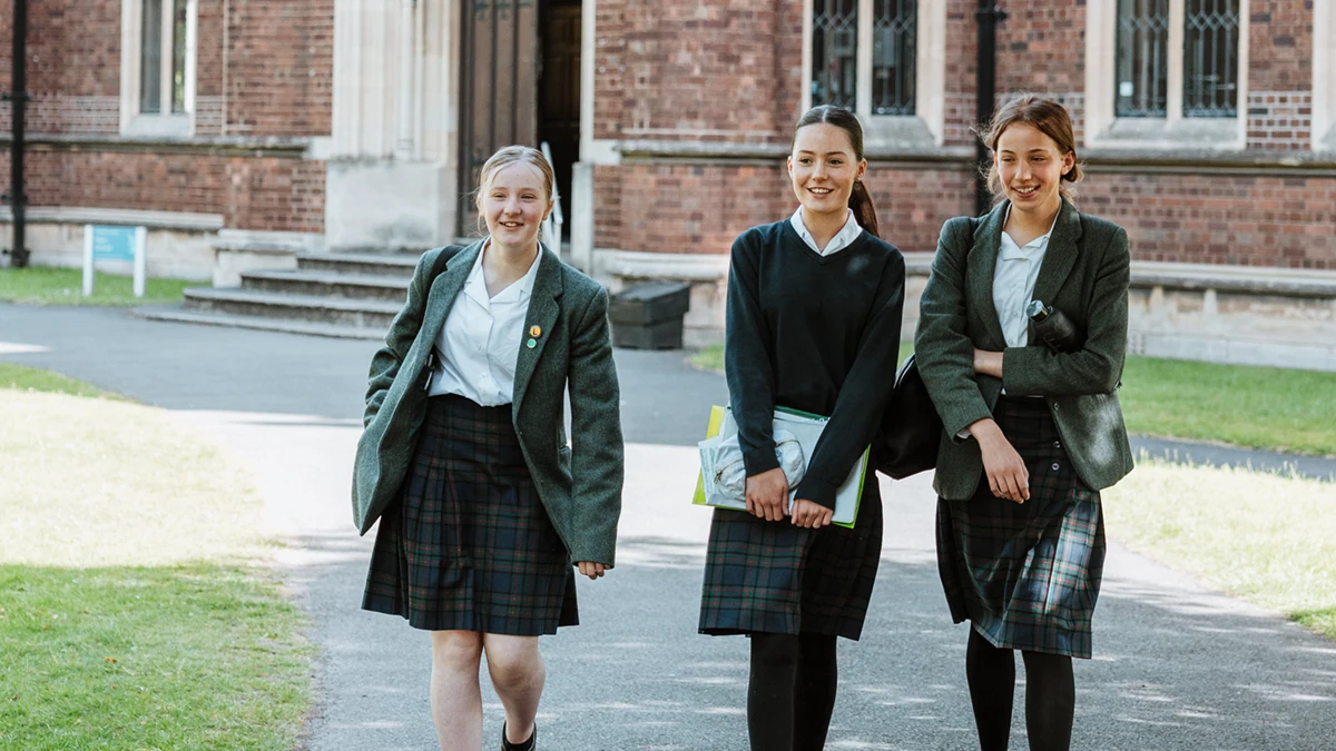 group of year 9 girls